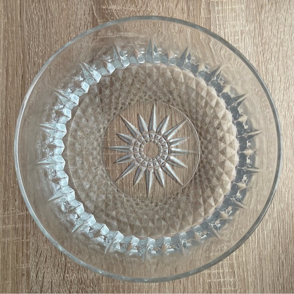 Arcoroc France Other - Arcoroc France Diamant Starburst Clear Glass Serving Bowl/Fruit Bowl 🌟💎✨💎🌟